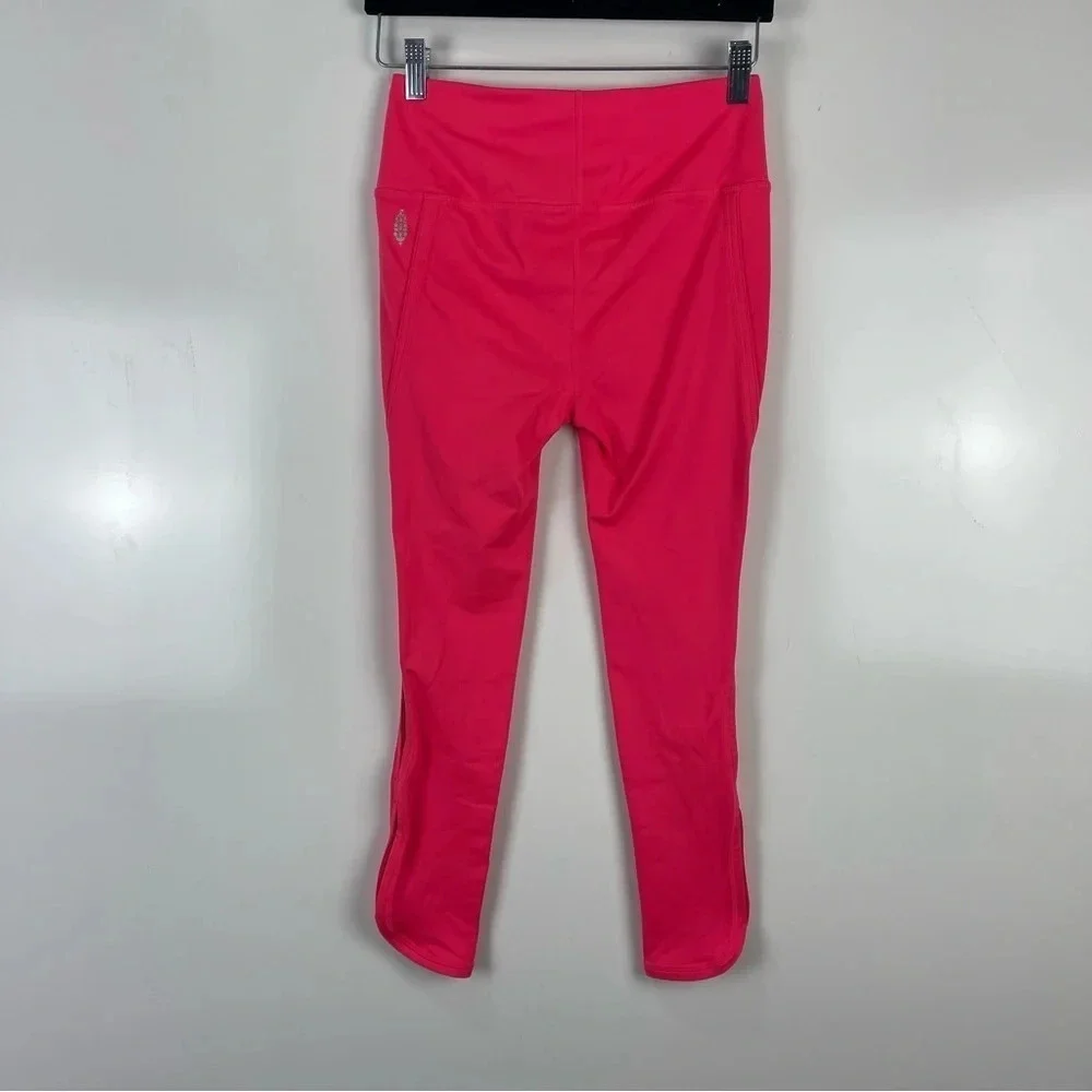 Free People Movement High Rise Infinity Leggings Size Small Neon Pink Cropped
